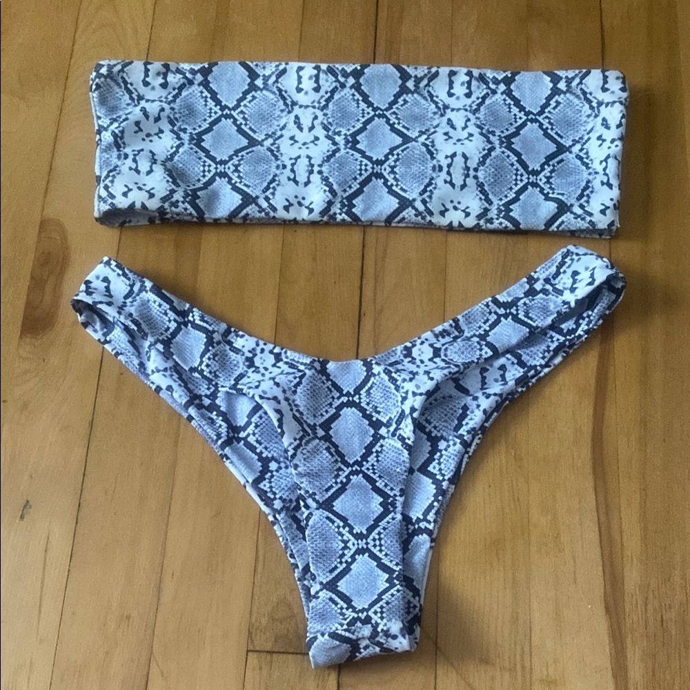 Zaful Snake Print Bikini - Black and White